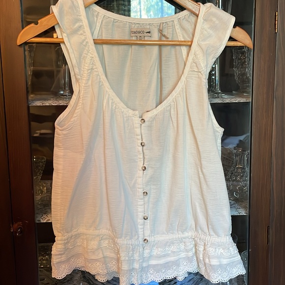 Toad&Co: Manzana Ruffle Tank - Picture 2 of 11